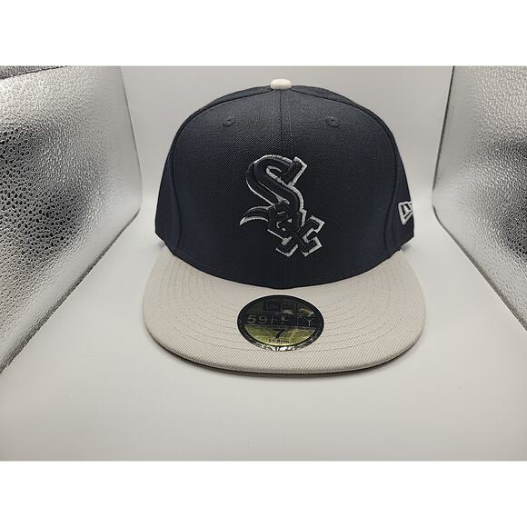 New Era Black and Gray Cap - Picture 9 of 9